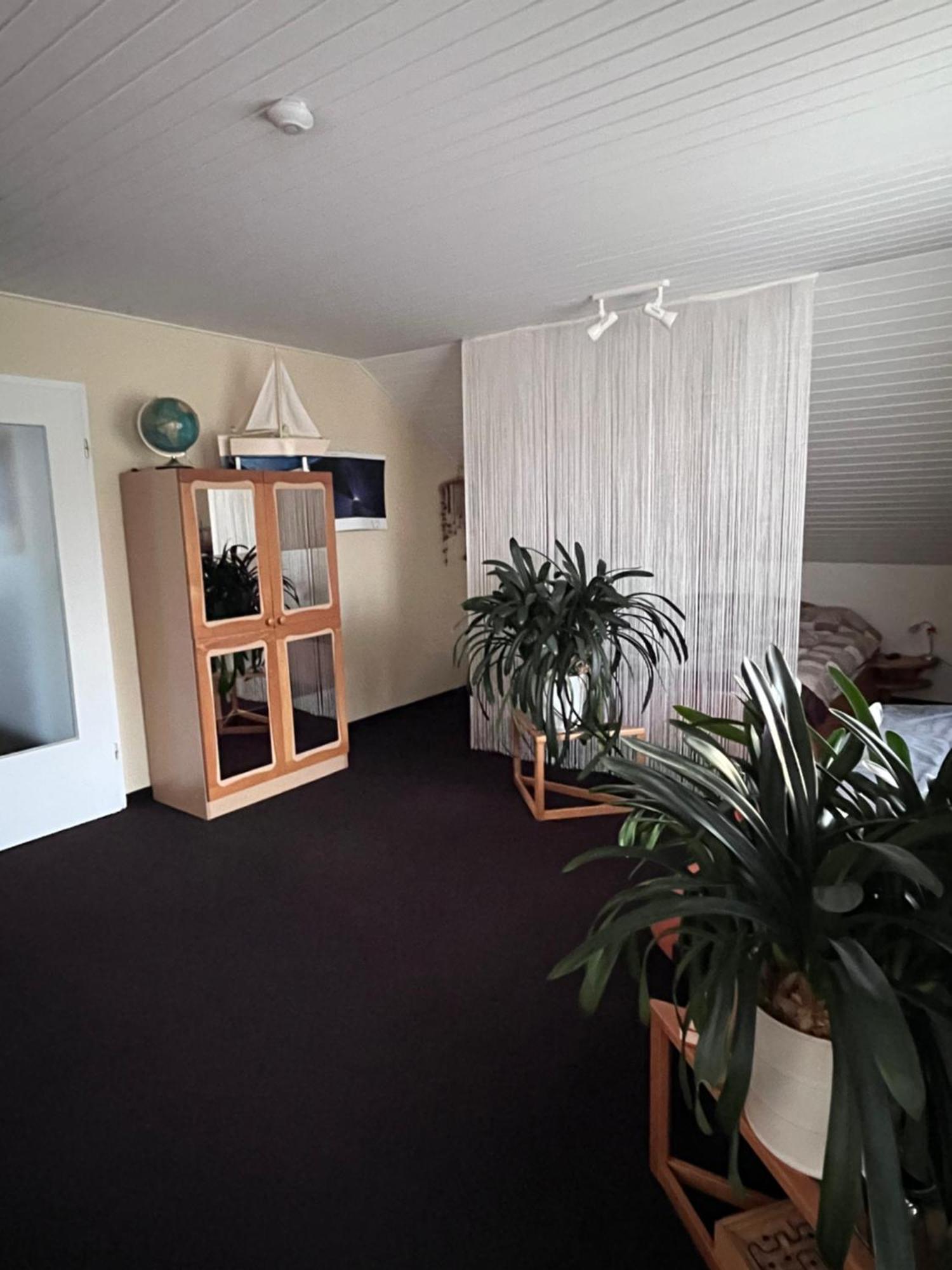 Helles Apartment Mit Balkon In Ruhiger Lage 哈默尔恩 外观 照片